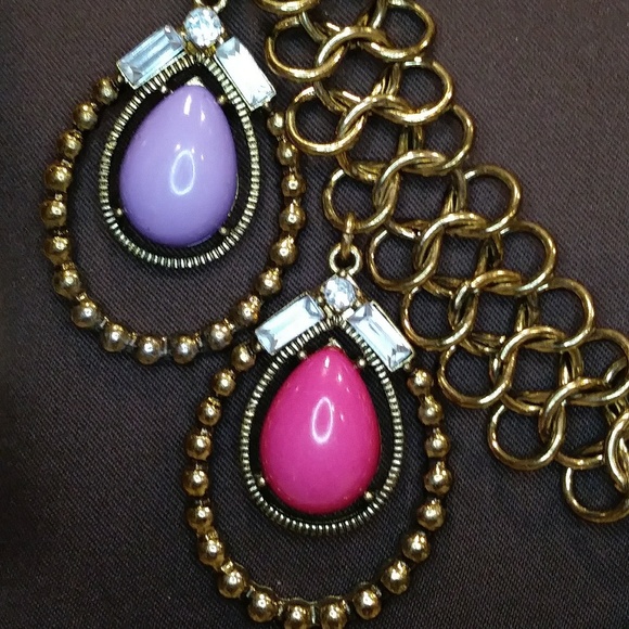 Chain Mail Teardrop Cabochon Statement Necklace - Picture 3 of 8